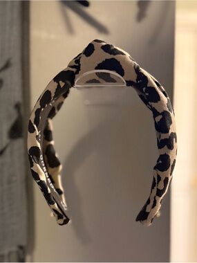 Adorned Leopard Print Knotted Headband - Black & Tan (Wild Thing)